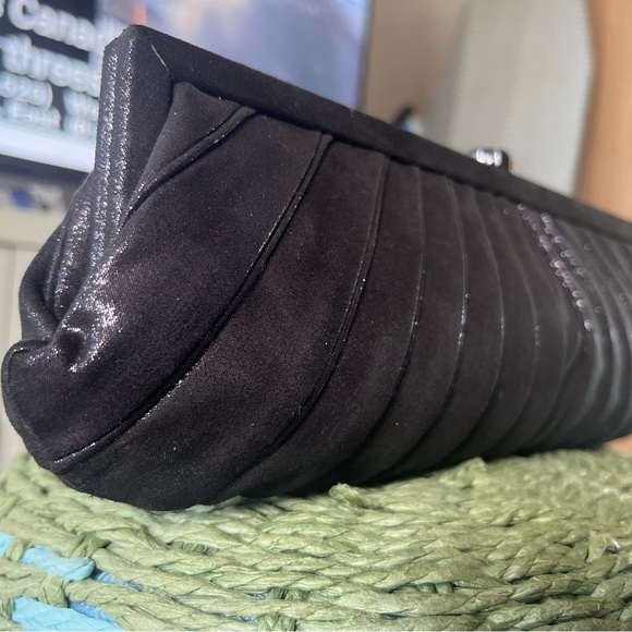 NWOT KOTUR Evening Clutch - Picture 6 of 16